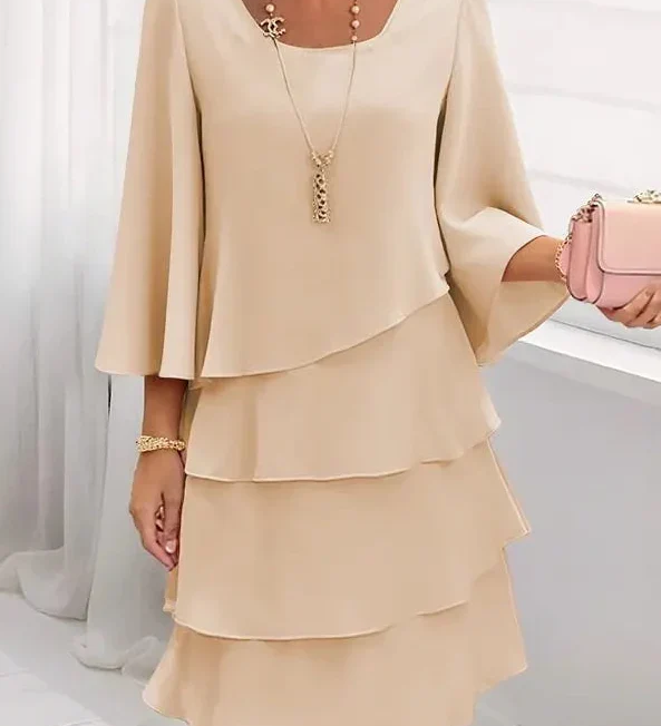 Stana - Eleganta svītraina kleita